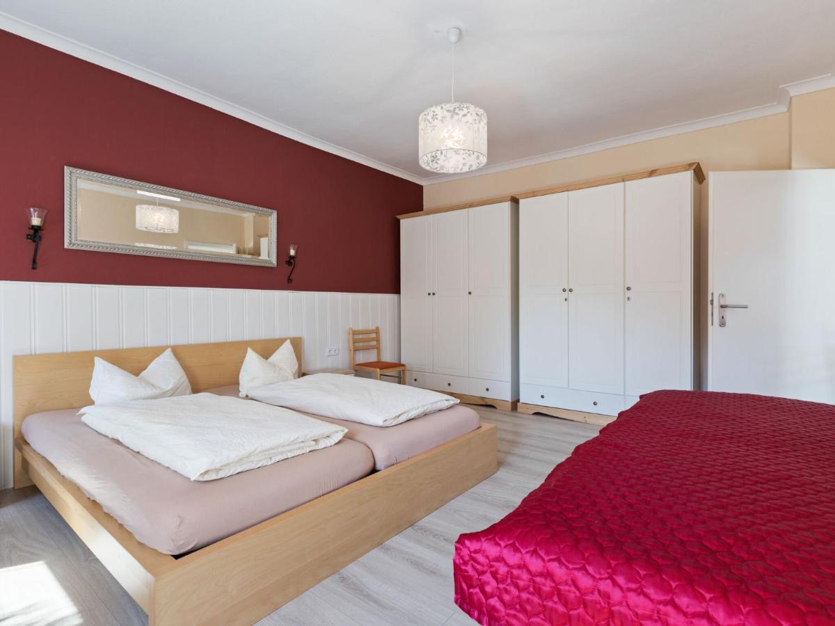 Elegant Apartment With Garden In Gingst Екстериор снимка