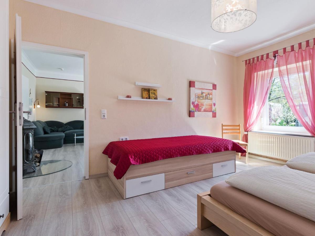 Elegant Apartment With Garden In Gingst Екстериор снимка