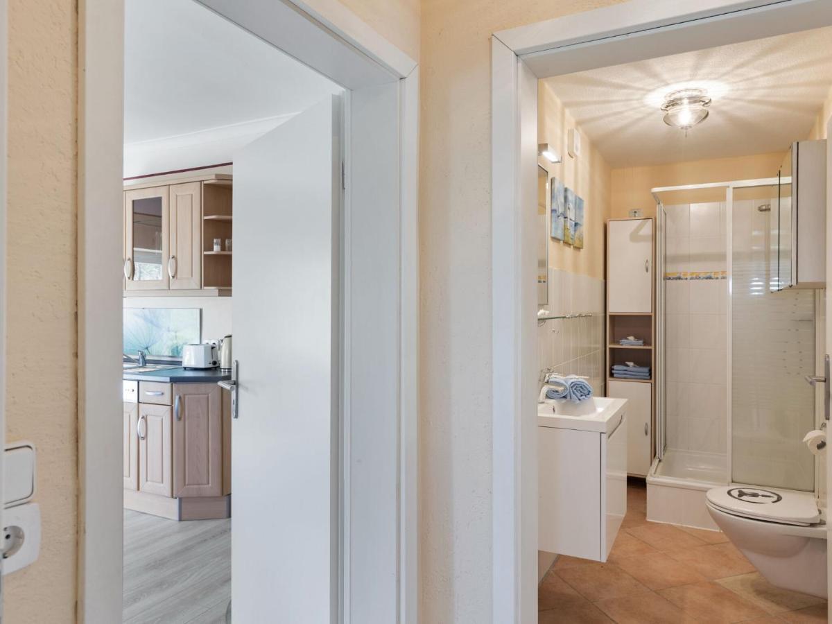 Elegant Apartment With Garden In Gingst Екстериор снимка