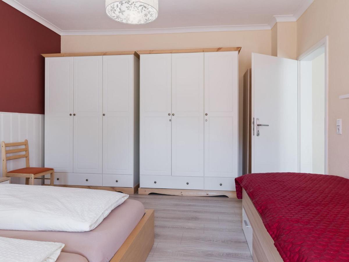 Elegant Apartment With Garden In Gingst Стая снимка