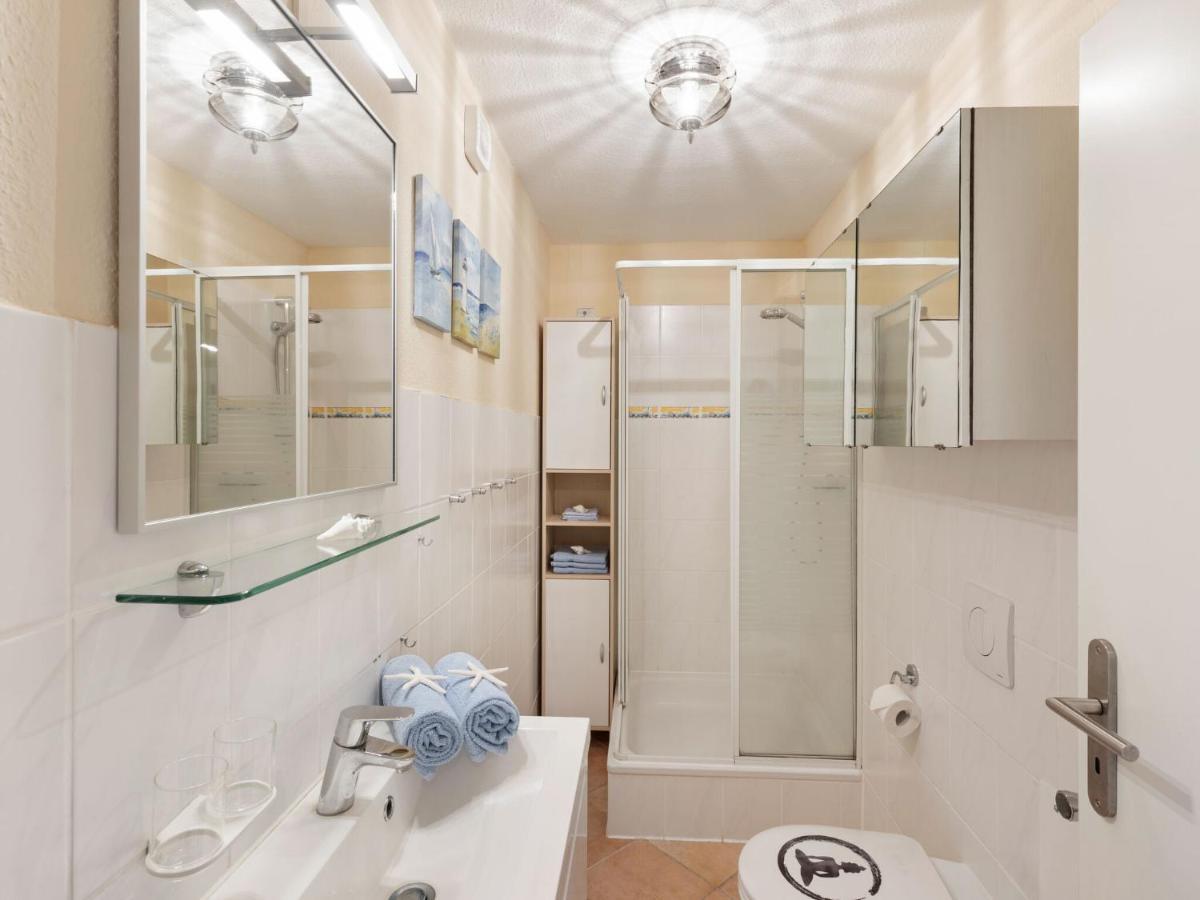Elegant Apartment With Garden In Gingst Стая снимка