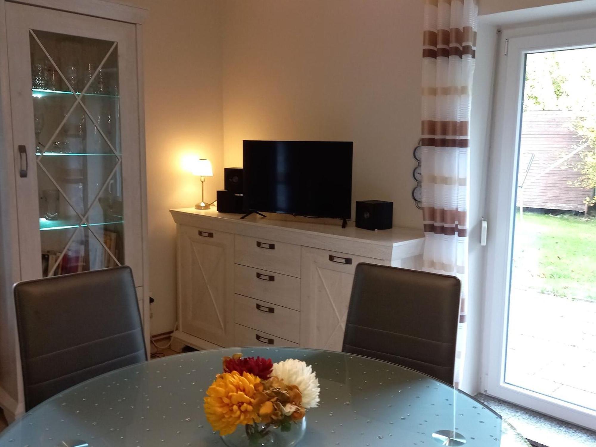 Elegant Apartment With Garden In Gingst Екстериор снимка