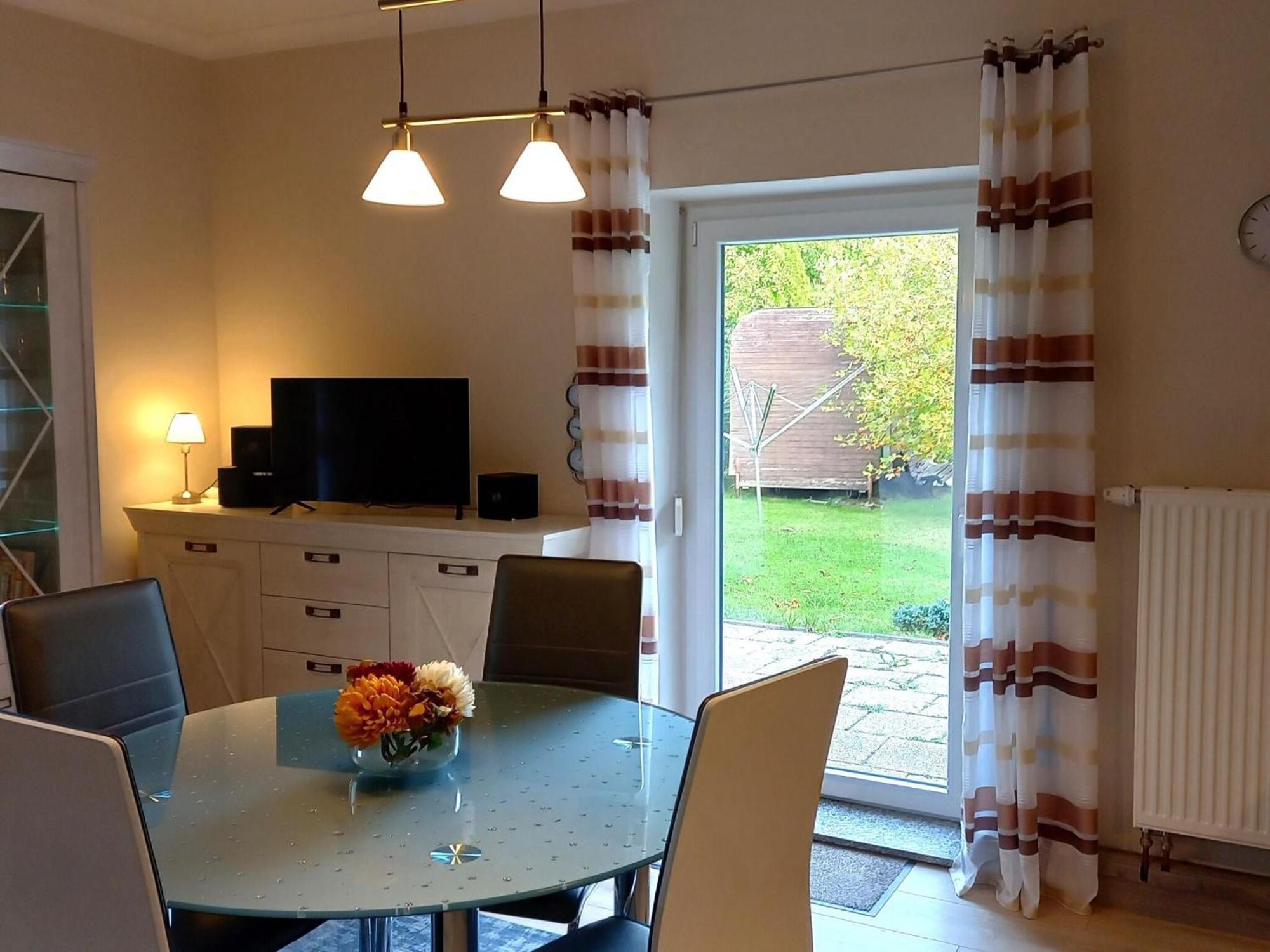 Elegant Apartment With Garden In Gingst Екстериор снимка